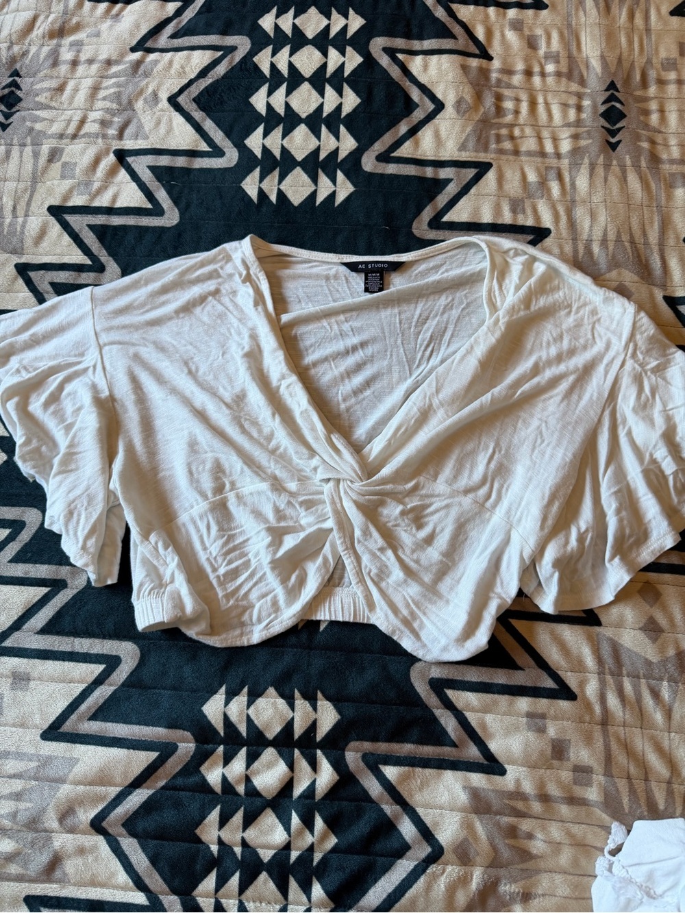 Blank NYC Cream Twist-Front Cropped V-Neck Top